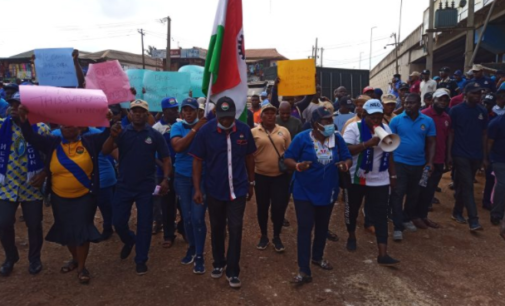 NLC protests poor state of Lagos-Abeokuta expressway