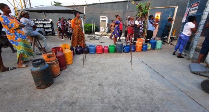 NBS: Abuja, Oyo residents paid above N8,000 for 12.5kg of cooking gas in December