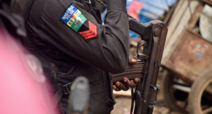 Gunmen kill policeman at checkpoint in Enugu