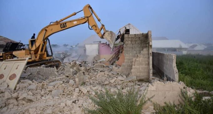 Niger demolishes building ‘owned by kidnapper’