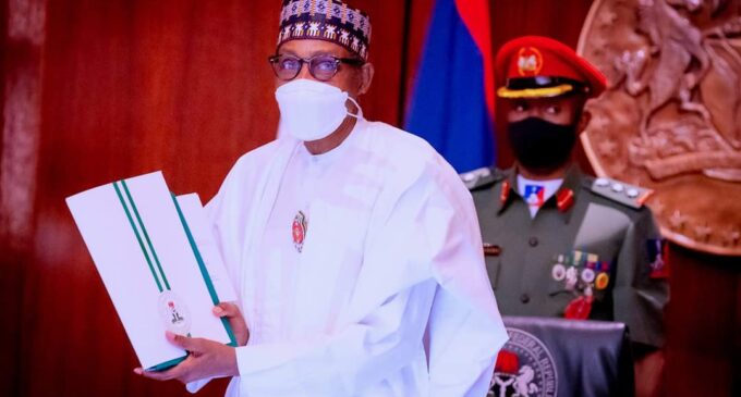 ‘6,576 new projects, reduction of police allowance’ — Buhari laments alterations in 2022 budget