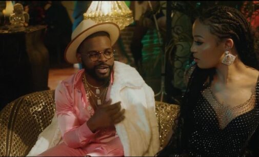 WATCH: Falz gets robbed in ‘Oga’ visuals