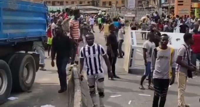 Residents protest as truck ‘crushes students to death’ in Lagos