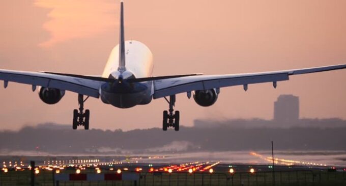 Pilots, engineers back FG’s decision to stop extension of flight operations in sunset airports