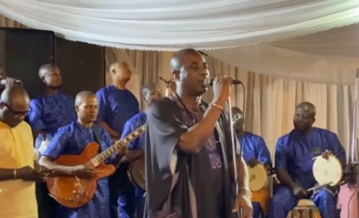 WATCH: Kwam 1 eulogises late Olubadan in musical performance