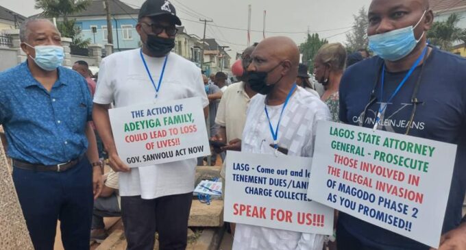PHOTOS: Magodo residents protest planned demolition, call on Sanwo-Olu for help