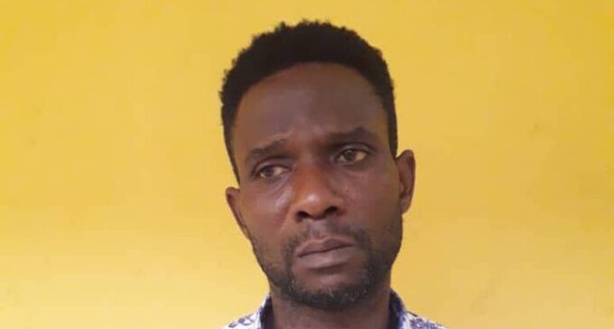 Ogun police arrest pastor for ‘luring church member, two daughters to his house for sex’