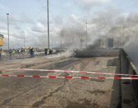 ALERT: Lagos shuts Eko Bridge indefinitely over Apongbon fire outbreak