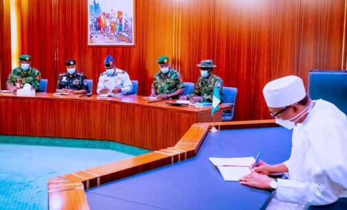 Buhari meets northern governors, service chiefs over insecurity