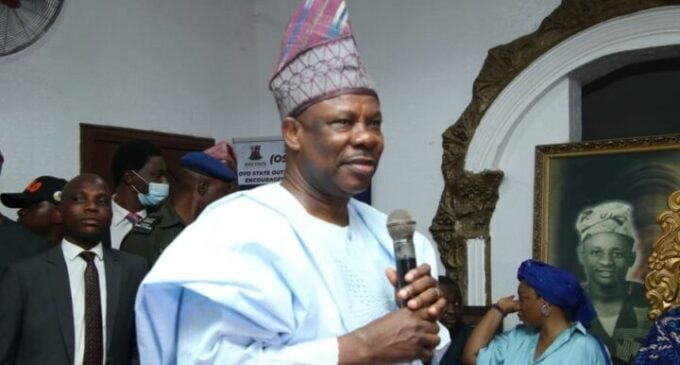 Amosun notifies senate of his intention to contest presidency