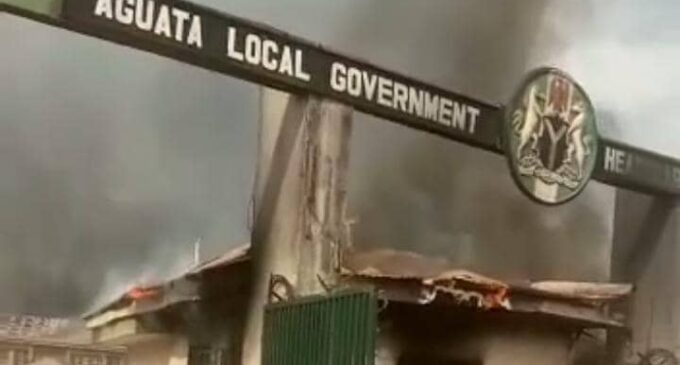 ‘Gunmen’ raze LG headquarters in Anambra