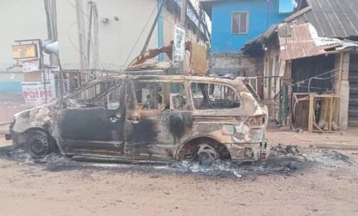 Gunmen kill traveller in Enugu, set vehicle ablaze