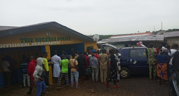 Ondo residents invade police station over death of traditional ruler