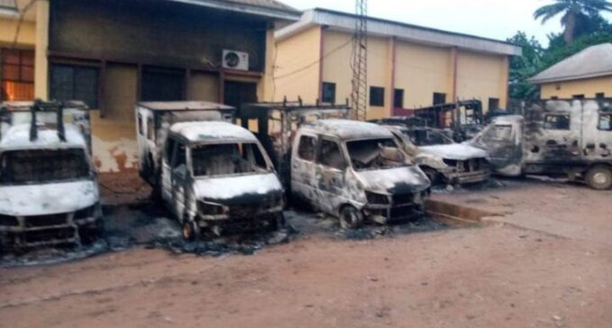 Gunmen raze LG headquarters, court in Anambra