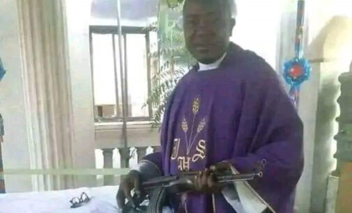 FACT CHECK: Picture of cleric with gun attributed to Sokoto protest NOT recent