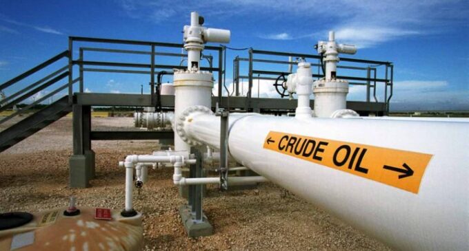 Oil price nears $125 a barrel amid EU ban on 90% Russian oil imports