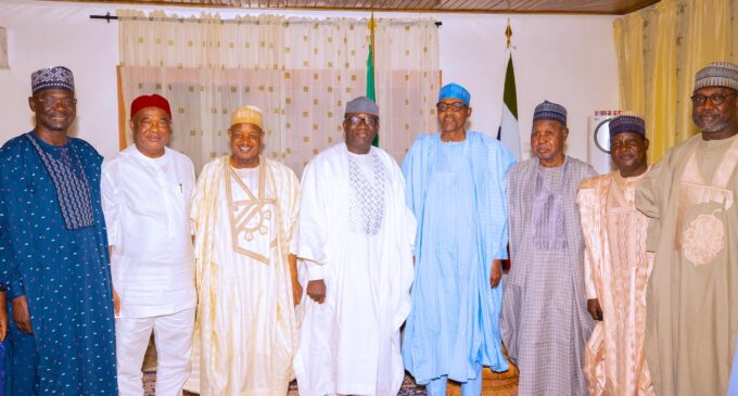 PHOTOS: APC governors visit Buhari in Daura for Eid celebration