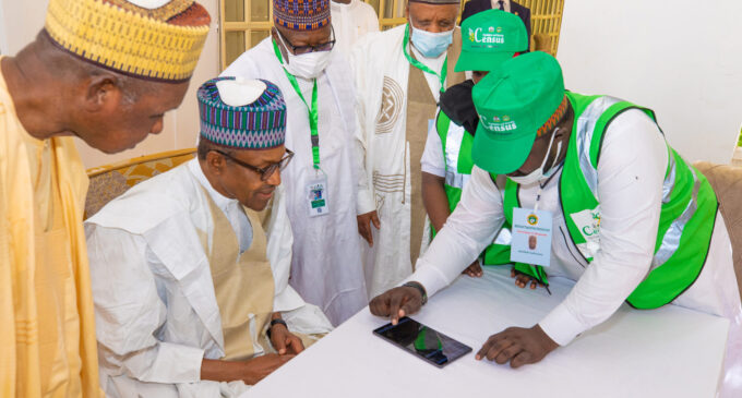 PHOTOS: Buhari participates in trial census exercise