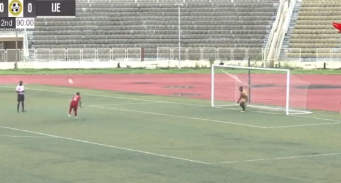 WATCH: Remo Stars player kicks penalty to throw-in ‘in protest of bad officiating’