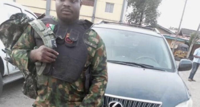 Police arrest ‘fake army captain’ for robbery in Lagos 