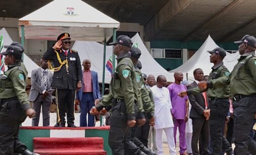 Ortom inaugurates volunteer guards, says personnel will get sophisticated weapons