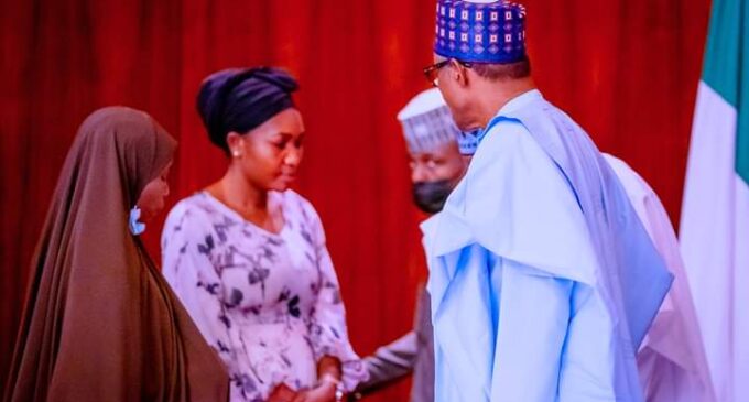 PHOTOS: Buhari meets with relatives of abducted train passengers