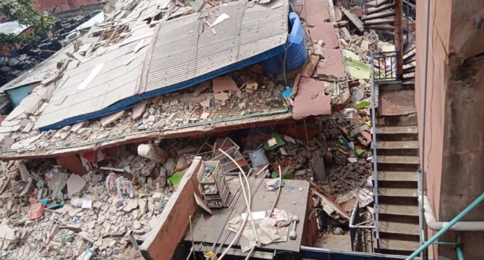 Four dead as three-storey building collapses in Lagos (updated)