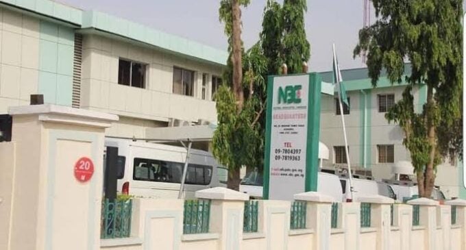 Elections: Communication experts accuse NBC of bias in sanction of broadcast stations