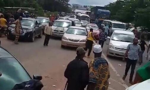 ‘We are tired’ — students block Ibadan-Ife road to protest ASUU strike