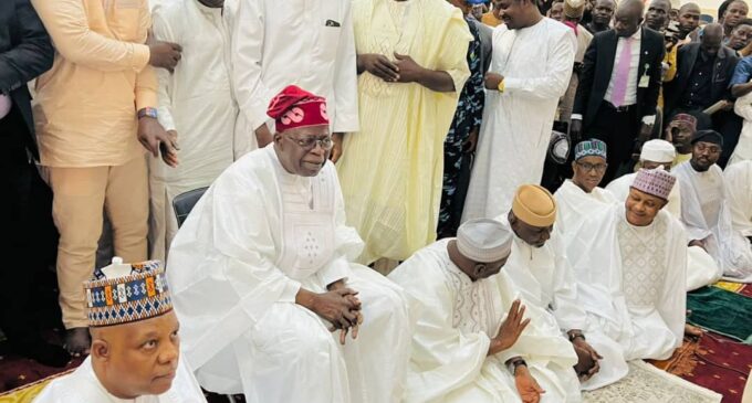 PHOTOS: Tinubu attends Juma’at prayer in Abuja, inspects APC campaign secretariat