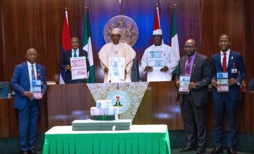 PHOTOS: The moment Buhari unveiled redesigned naira notes
