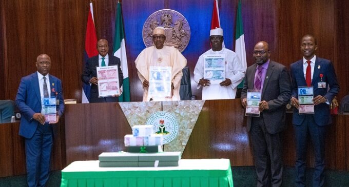 PHOTOS: The moment Buhari unveiled redesigned naira notes