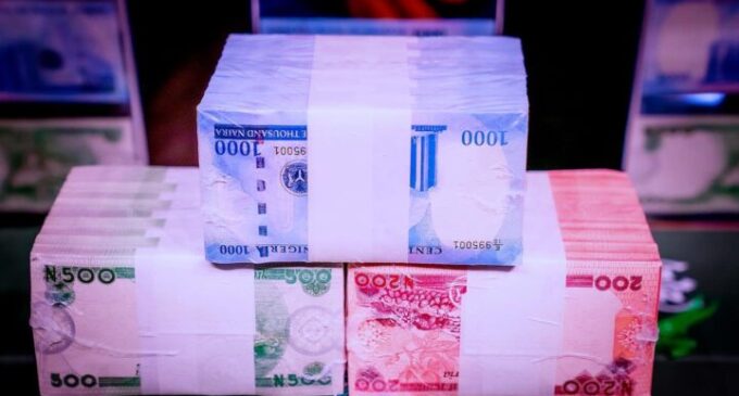 CBN working to prevent chaos over distribution of new naira notes, says Buhari
