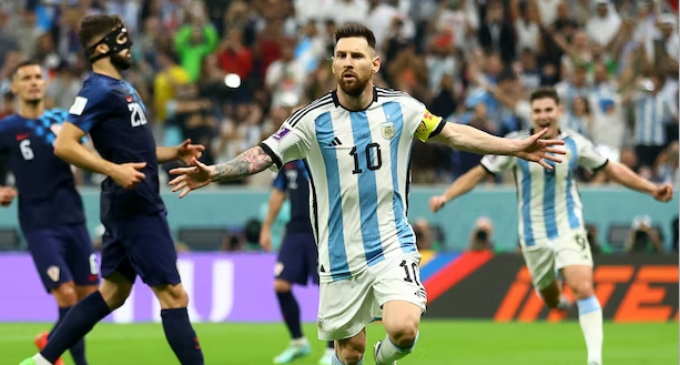 Record-breaking Messi leads Argentina to World Cup final