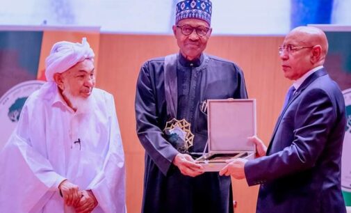 PHOTOS: Buhari receives award for ‘strengthening peace in Africa’