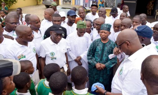 PHOTOS: Obasanjo joins students on 18km walk as Baptist Boys’ High School marks centenary