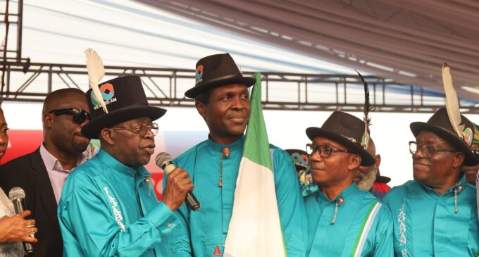 PHOTOS: Amaechi absent as APC holds presidential campaign in Rivers