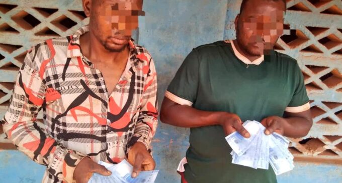 Police arrest two suspects with N180k fake new naira notes in Enugu
