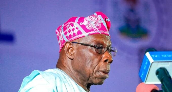 FACT CHECK: Obasanjo did not go to INEC collation centre with original result sheet