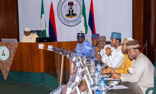PHOTOS: Buhari meets with reps committee on naira redesign