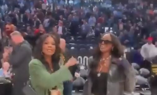 VIDEO: ‘You’re the queen’ — Gabrielle Union hails Tems after NBA all-star performance