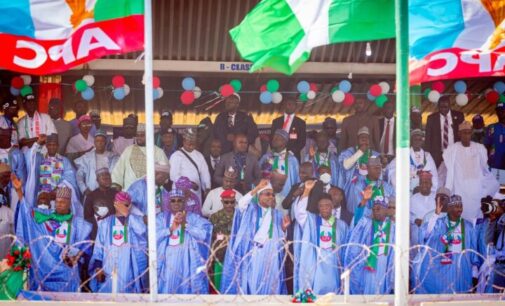 Tinubu understands Nigeria, says Buhari as APC campaigns in Sokoto