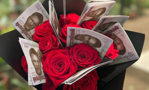 Money bouquet now form of naira abuse, says CBN