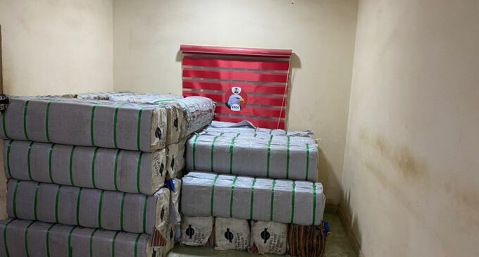 ‘Vote-buying’: EFCC intercepts cash, bales of cloth in Kaduna, Sokoto