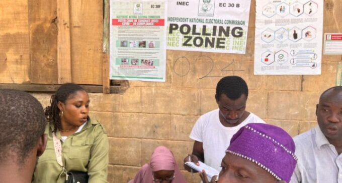 Southern, middle belt leaders write Buhari, say technical glitches unacceptable at guber polls