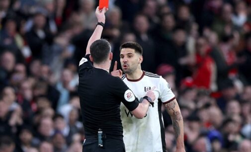FA Cup: Chaos as Fulham get 3 red cards in 40 seconds in loss to Man United