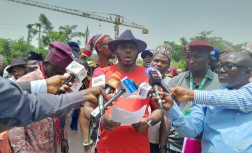 Be good losers, protesters at INEC HQ tell PDP, LP