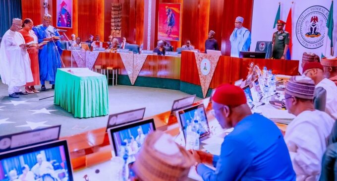 Buhari swears in six permanent secretaries