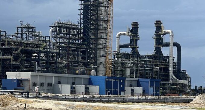 Buhari finally inaugurates Dangote refinery