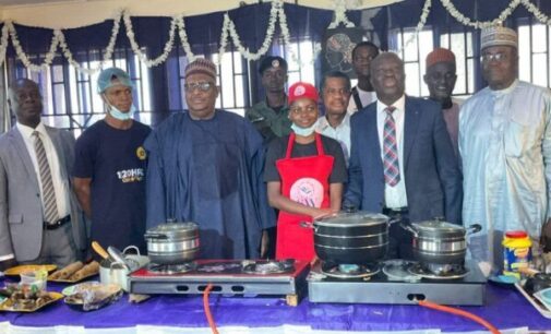 PHOTOS: FOUYE VC visits Chef Dami
